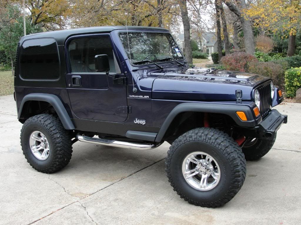 http://i177.photobucket.com/albums/w205/alexames/Jeep3.jpg