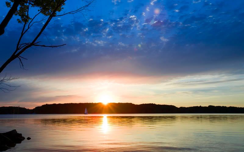 IMAGE: http://i177.photobucket.com/albums/w206/jsolenberg/ECSunsetII.jpg