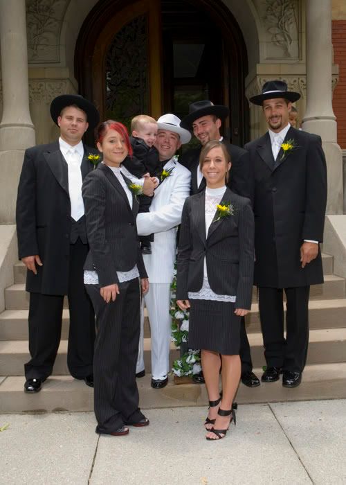 IMAGE: http://i177.photobucket.com/albums/w206/jsolenberg/POTN/GirlGroomsmen.jpg