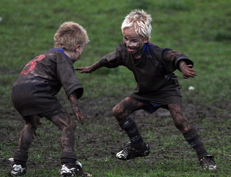 IMAGE: http://i177.photobucket.com/albums/w207/robsheeley/BVCFB42.jpg