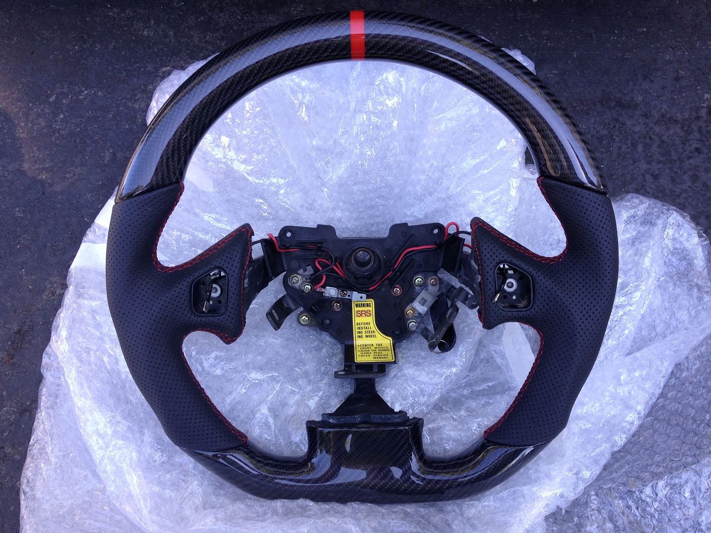 Interior OEM NSX Steering wheel with thicker grip / Carbon Fiber / Flat