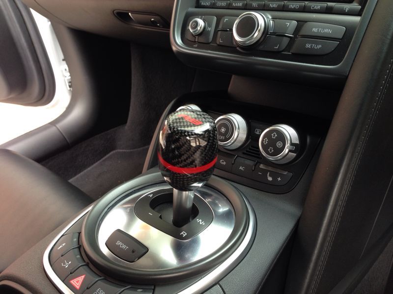 Oem R8 Carbon Fiber Shift Knob Available For R8 6mt Car