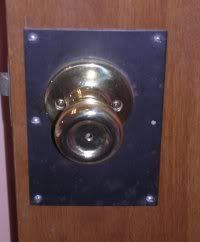 Crappy door knob