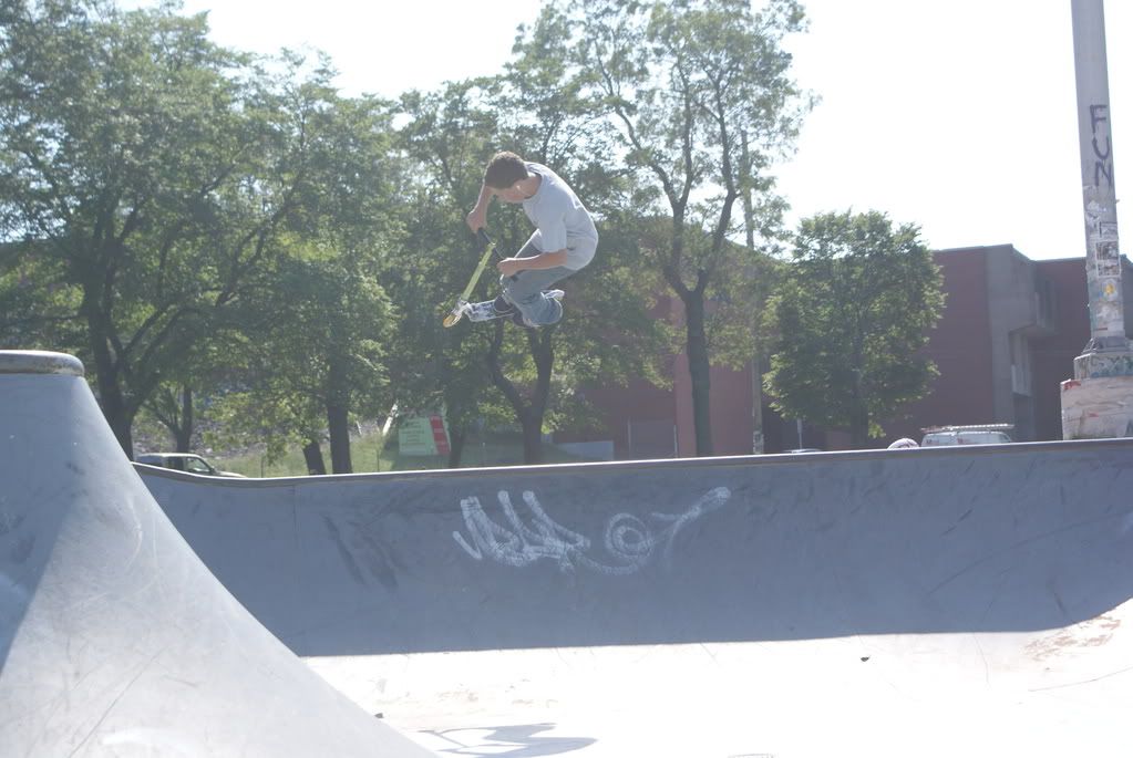 bowl023.jpg