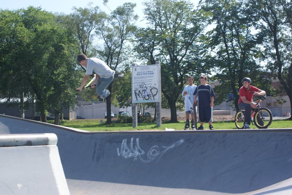 bowl025.jpg