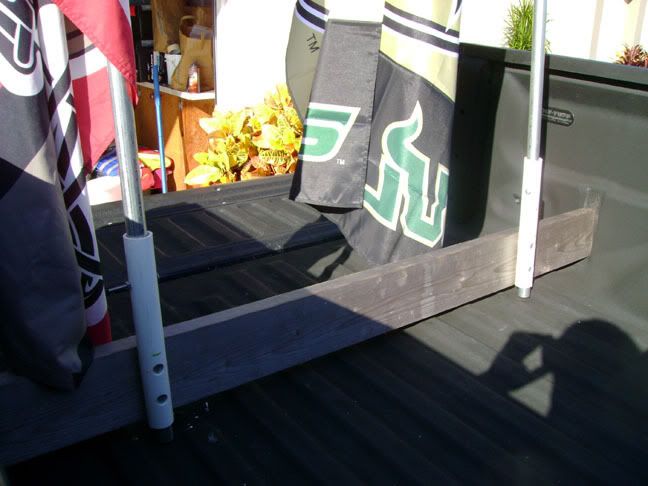 how to put a flag in a truck bed