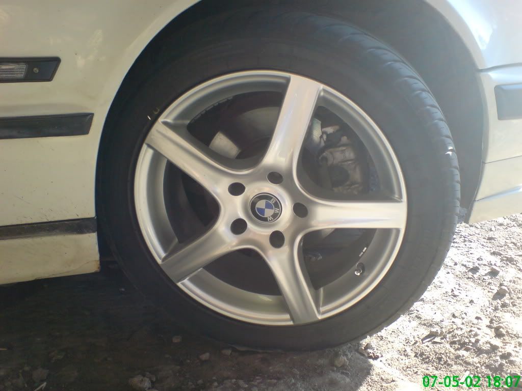 http://i177.photobucket.com/albums/w216/matte_89/blandat/DSC00026.jpg