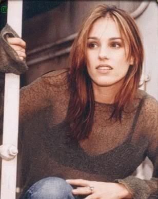 Amy Jo Johnson Graphics Code | ...