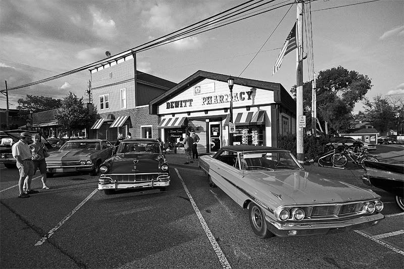 IMAGE: http://i177.photobucket.com/albums/w222/woodsj6/IMG_5895.jpg