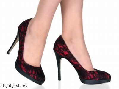 Red wedding shoes with lace
