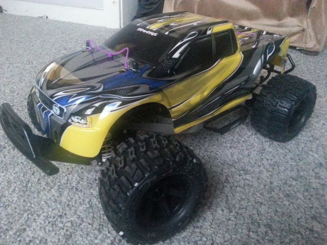 traxxas maxx prographix body