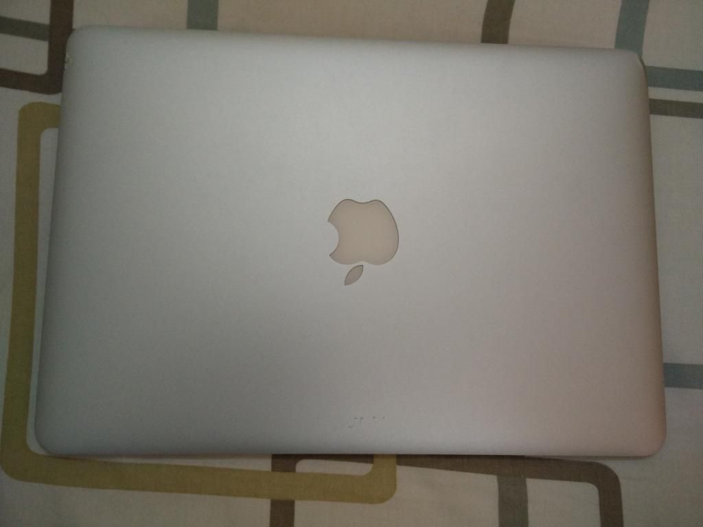 Macbook air 13 inch Mid 2012 MD231 - 7