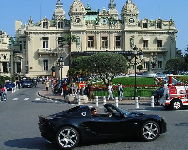 User review vehicle image